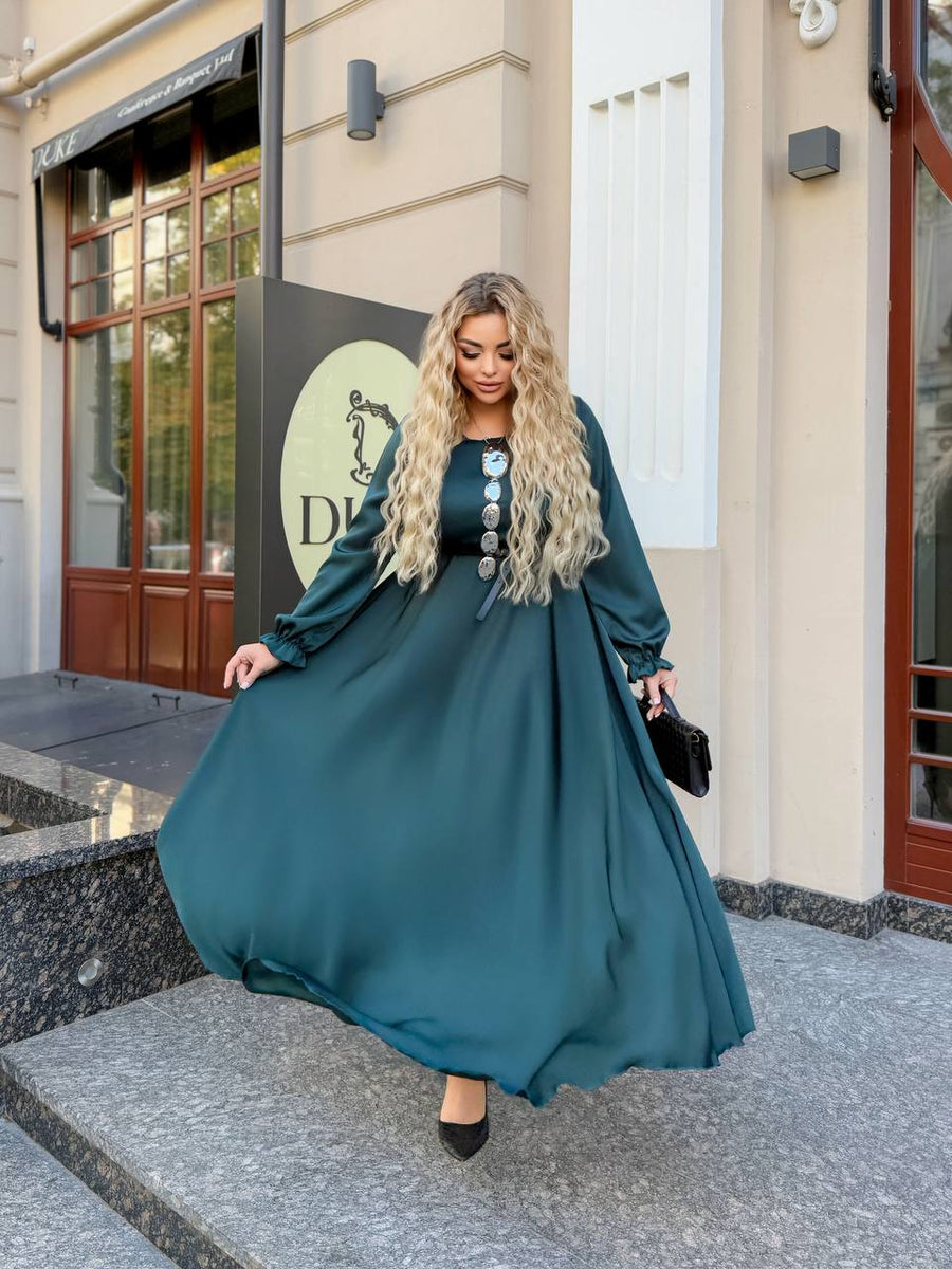 Дълга рокля от ефирна материя