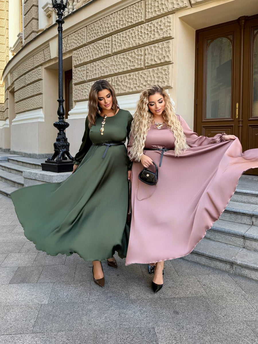Дълга рокля от ефирна материя
