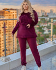 Комплект от кадифе с апликация