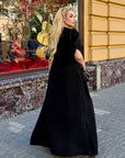 Дълга крепирана рокля