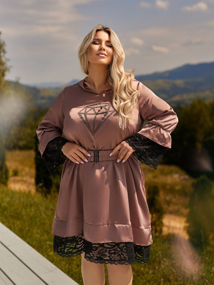 Къса рокля с дантела и камъни - Twiggy Shop