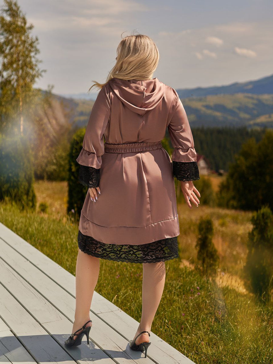 Къса рокля с дантела и камъни - Twiggy Shop