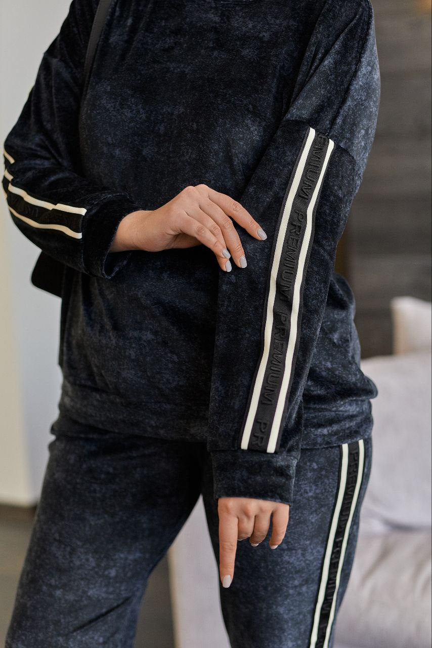 Спортен комплект от кадифе - Twiggy Shop