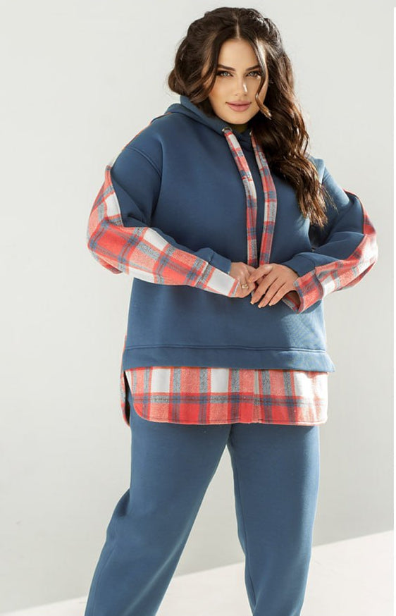 Спортен комплект с качулка