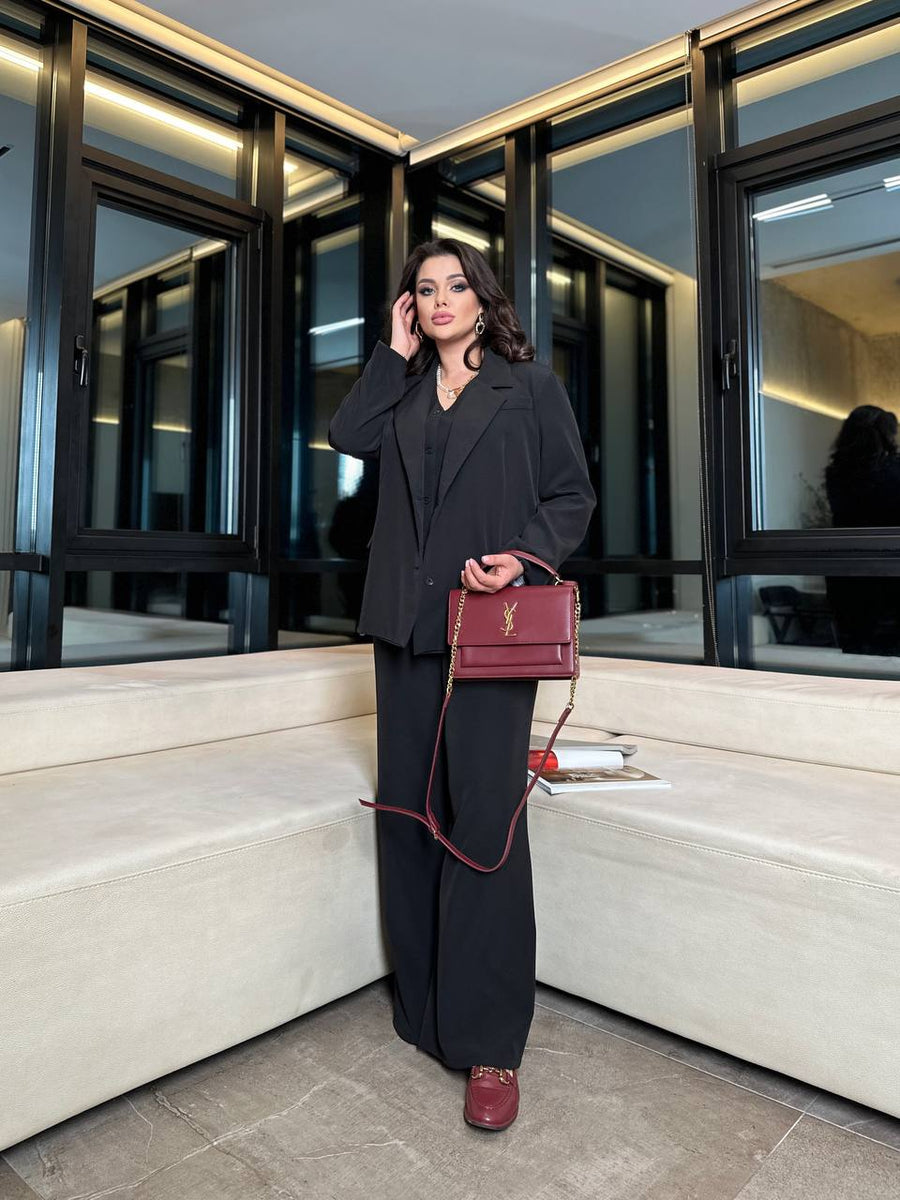 Комплект в три части