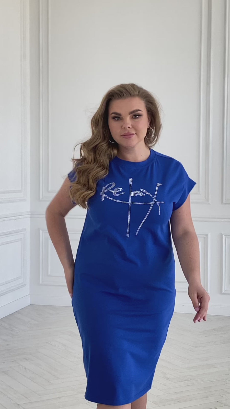 Рокля с впита кройка