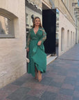 Дълга рокля с бродерия