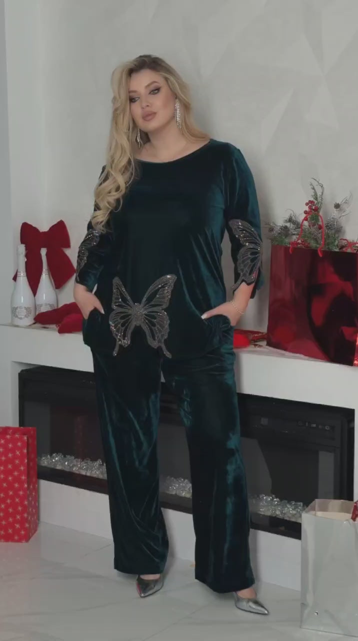 Кадифен комплект с блестяща апликация