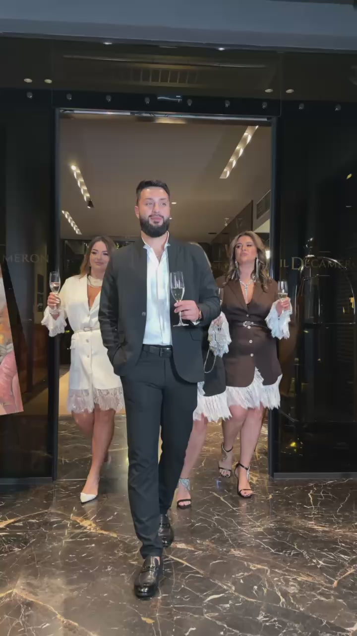 Рокля-сако с дантела