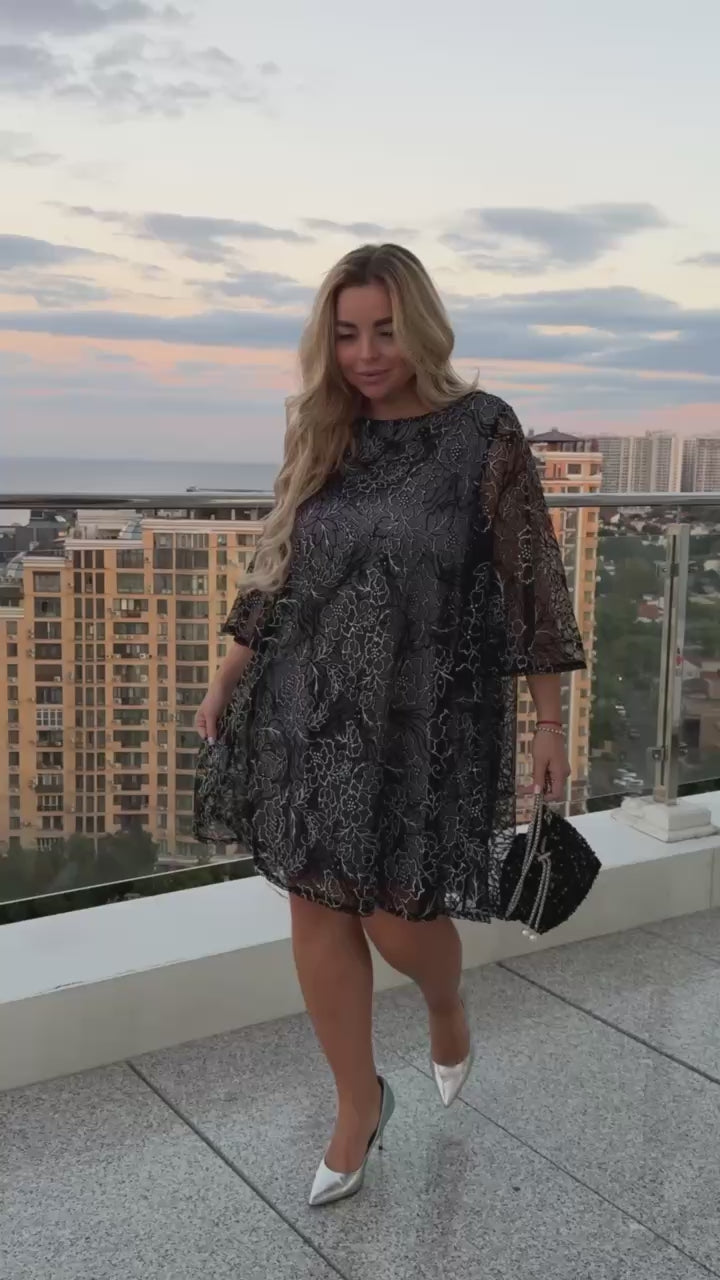 Рокля в свободна кройка