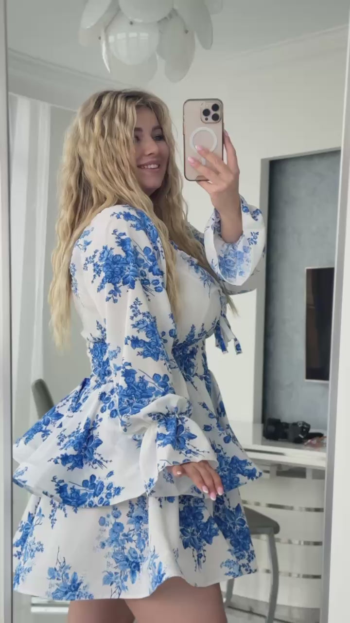 Къса рокля на цветя